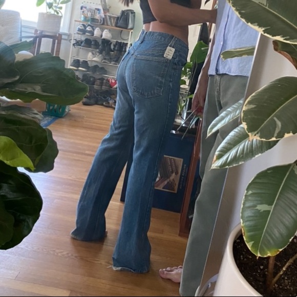 Vintage Bell Bottom Levi’s - Picture 2 of 11